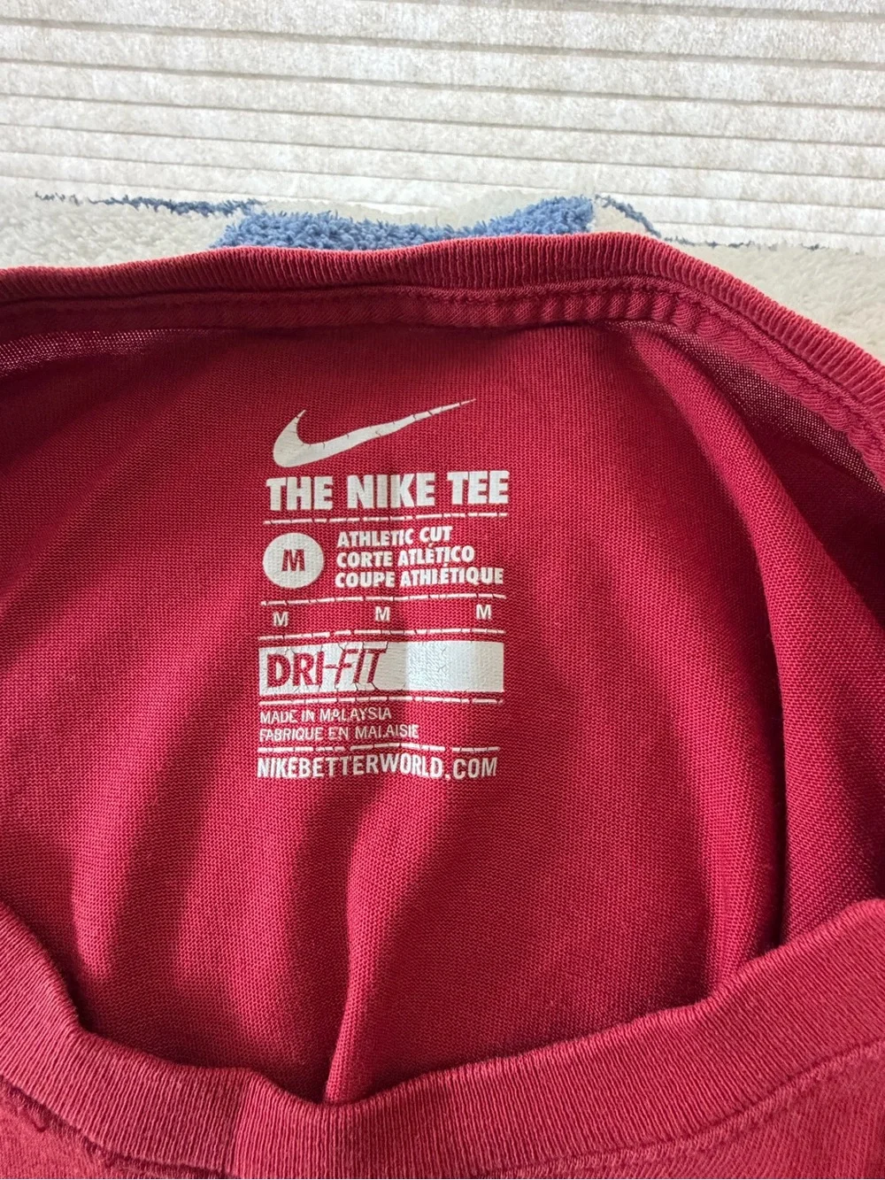 Nike unisex Dri-FIT Crew T-Shirt — Maroon